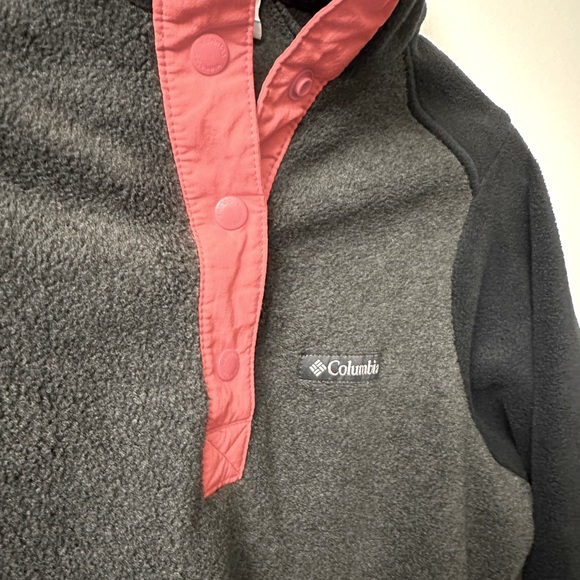 Columbia Women’s Fleece Sweater | XS | 19” Chest - Picture 2 of 5